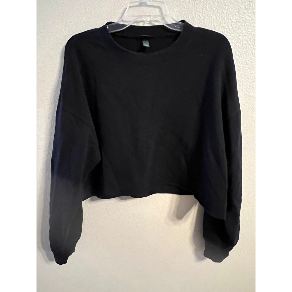 Wild Fable Women's Black Cropped Crewneck Sweatshirt Size Medium - Picture 1 of 4